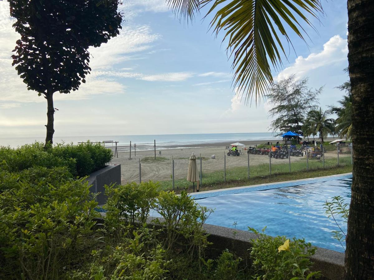 De Lavelle Suites @ Timur Bay Seafront Residence 关丹 外观 照片